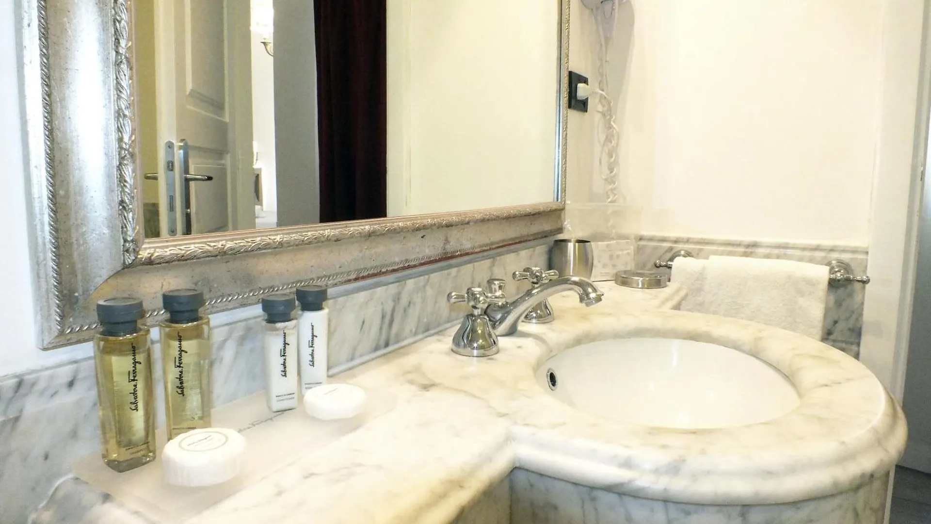 Bb Hotels Smarthotel Bailey'S Rome 4*,  Italy